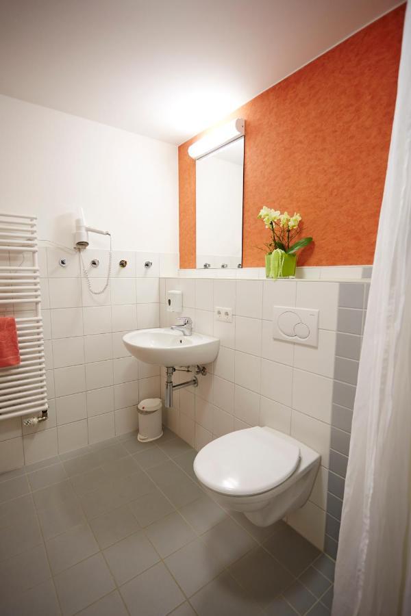Schoenblick - Christliches Gaestezentrum Schwäbisch Gmünd Extérieur photo